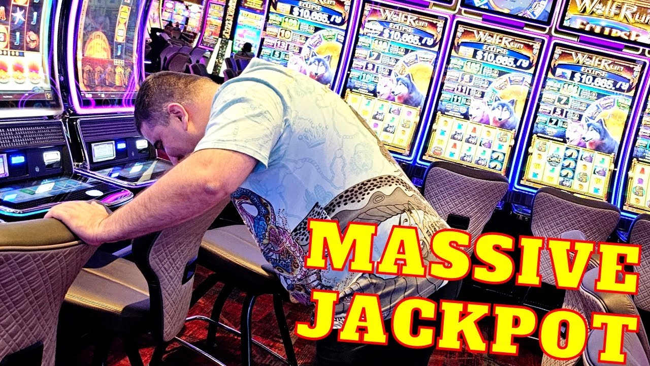 I Lost My Mind Of Seeing This MASSIVE JACKPOT On Dragon Cash Slot Machine