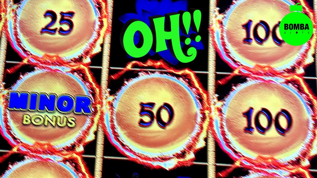 EVERYONE LOVES SURPIRSES!! #LasVegas #British casino online #SlotMachine