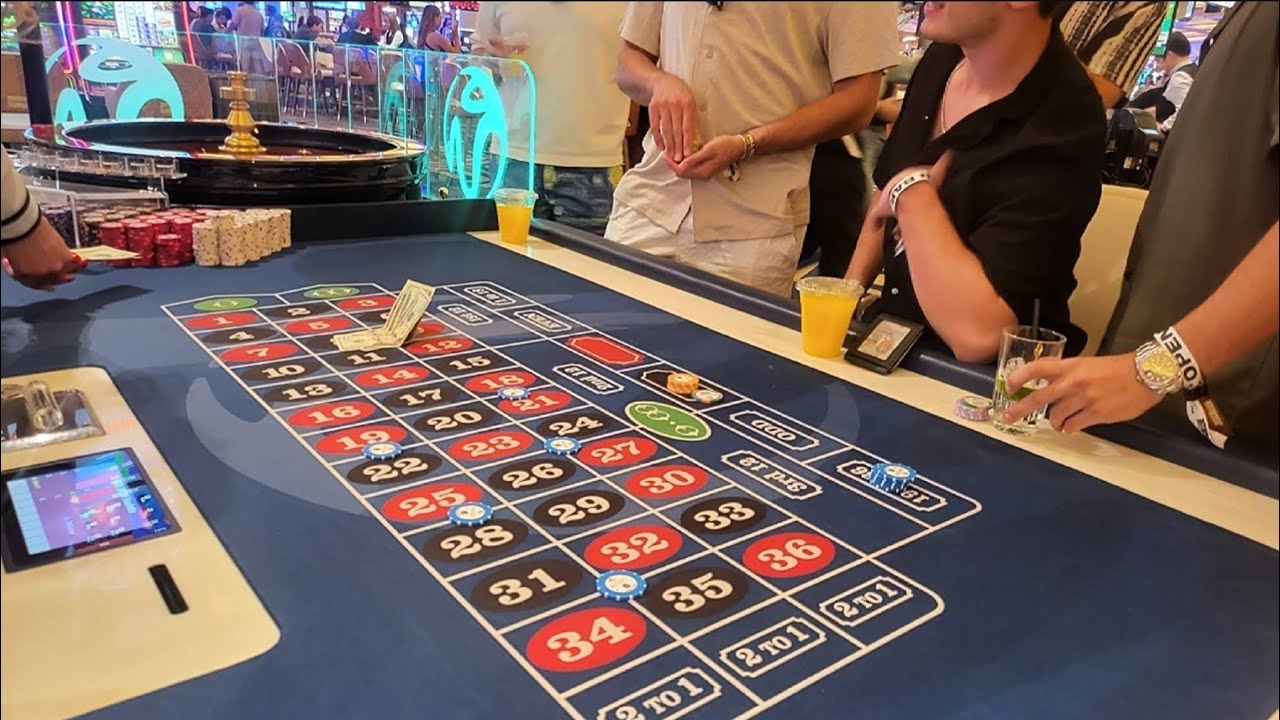 Live Roulette @ Resorts World ? | $25 Minimum Table | ARGUMENT BROKE OUT + British casino online walk-thru
